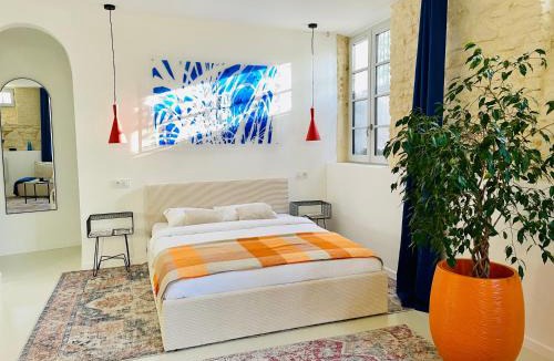 Quartier de France Apartment | Studio 11 Bis