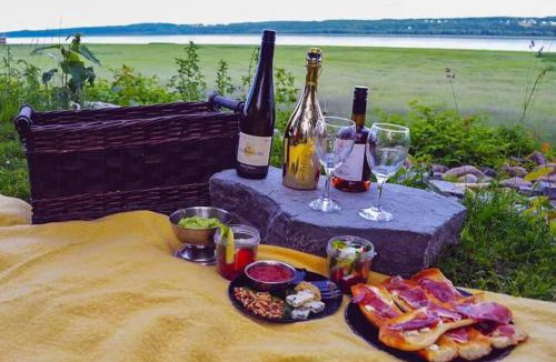 Ste Anne de Beaupre Apartment | Studio 11 - 2 min du Bord de l'eau Foyer & Barbecue