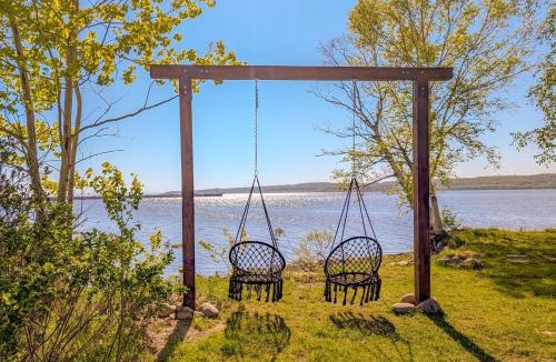 Ste Anne de Beaupre Apartment | Studio 11 - 2 min du Bord de l'eau Foyer & Barbecue