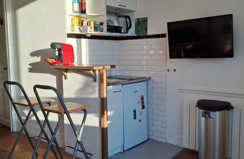 Vignerons Apartment | Studio 15 min from Paris center