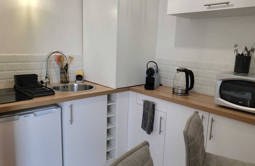 Morgat Apartment | Studio 150 m from the beach terrace and private parking