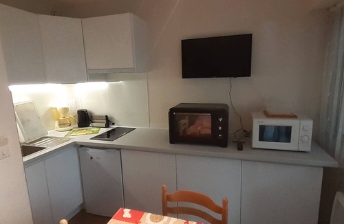 Eaux-Bonnes Apartment | Studio 150m from the slopes in a quiet area