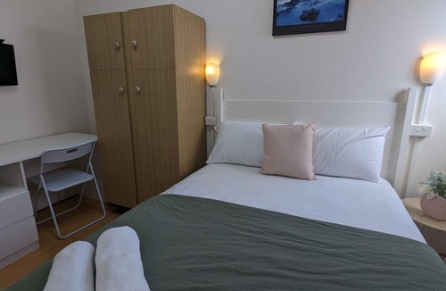 Adelaide Central Business District Hostel | Studio 19 - Wright Lodge