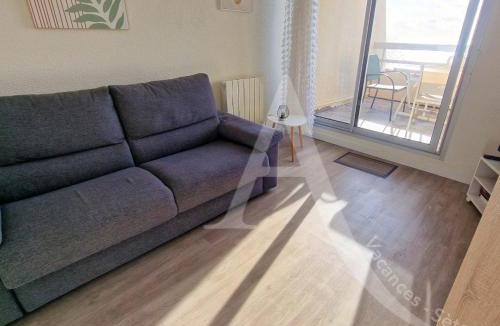 Sete Apartment | STUDIO 1ERE LIGNE MER AVEC PKG QUARTIER CORNICHE