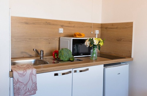 Port Apartment | Studio - 1st floor - Sea and Calais beach view