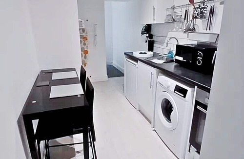 Hereford Apartment | Studio 2 - Eign St. Hereford