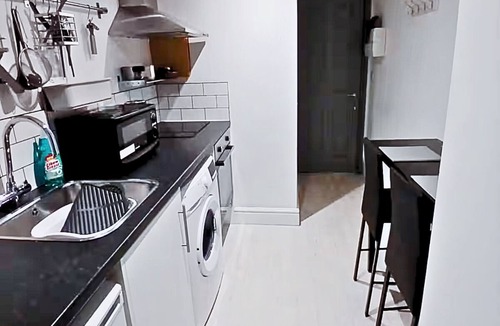 Hereford Apartment | Studio 2 - Eign St. Hereford