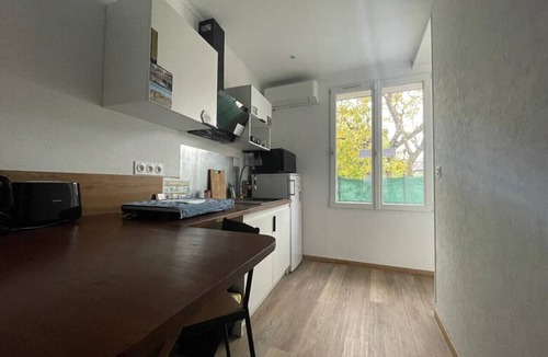 Saint-Pierre-des-Corps Apartment | Studio 2 in quiet renovated 2023. Garage