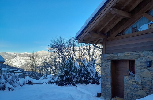 Les Allues Apartment | Studio 2 people in chalet 'Label Méribel'