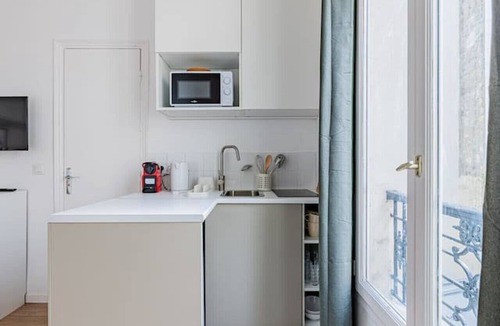 Batignolles Apartment | #Studio#2 people#Parc Monceau#Malesherbes
