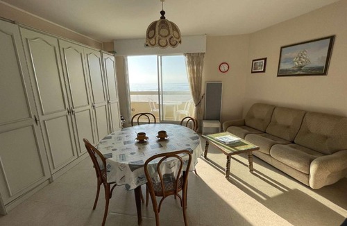 Saint-Jean-de-Monts Apartment | Studio 2 pers, balcon, parking, plage à 200m - FR-1-224C-442