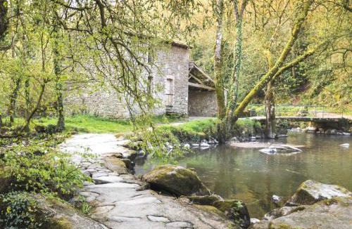Mortagne-sur-Sevre House | Studio 2 pers rénové en bord de Sèvre avec cuisine équipée et extérieur partagé - FR-1-426-482