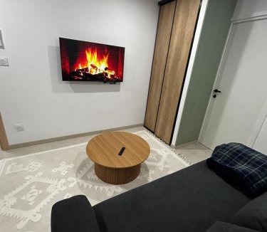 Saint-Andiol Apartment | Studio 2 personnes maximum