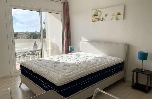 Balaruc-les-Bains Apartment | Studio 2 places avec climatisation et wifi à Balaruc-les-Bains - FR-1-553-111