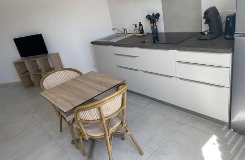 Angoulins Apartment | Studio 2 proche bord de mer 5 mn à pied