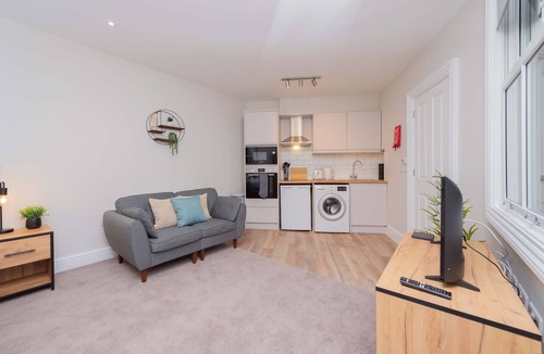 Shrewsbury Apartment | Studio 2 - Second Floor Central Shrewsbury
