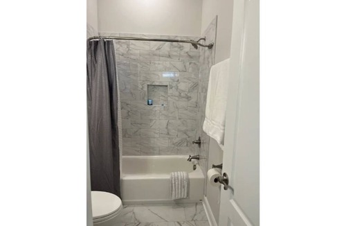 Tifton Apartment | Studio #2 - Stylish 1 bedroom studio apartment