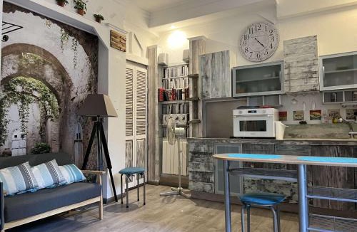 Amelie-les-Bains-Palalda Apartment | Studio 20m² avec balcon, jardinet, et WiFi au centre d'Amélie-Les-Bains - FR-1-659-80