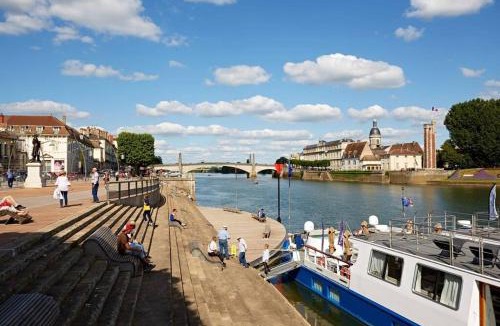 Chalon-sur-Saone Apartment | Studio 2005 Centre Ville