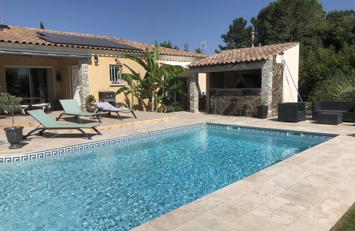 Saussines Apartment | Studio 20m2 30 minutes from the beach