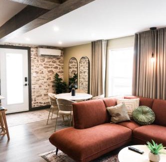 Magog Apartment | Studio 21 charme et confort au coeur de Magog