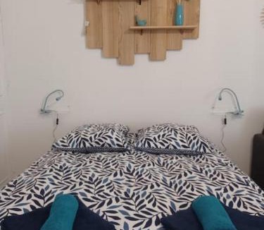 Cloyes-sur-le-Loir Apartment | Studio 28 À l'orée de l'eau