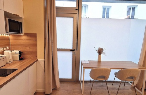 Batignolles Apartment | Studio 28 sqm - Cardinet - 2p
