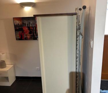 Quartier du Vieux-Pont - Sainte-Genevieve Apartment | Studio 29 m2 proche La Défense Arena