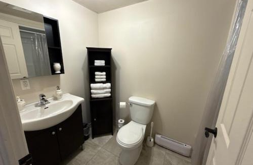 Hauterive Apartment | Studio #3 avec balcon tout inclus