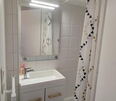 Quartier du Casino Apartment | Studio 3 couchages vue mer