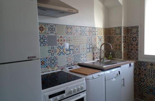Amelie-les-Bains-Palalda Apartment | Studio 33 m2 , climatisé, parking extérieur privé gratuit