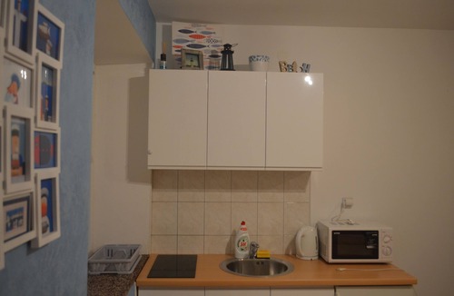 Gornji Kono Apartment | Studio #3