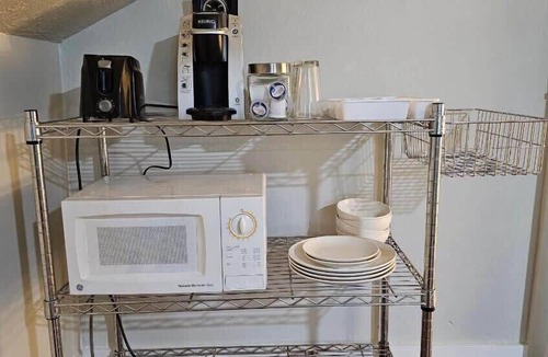 Freetown - Port Rico House | Studio | 30+ Day Rental near UL & Hospitals