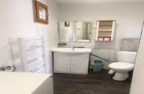 Lherm Apartment | STUDIO 30 M2 ground floor sleeping area and terrace