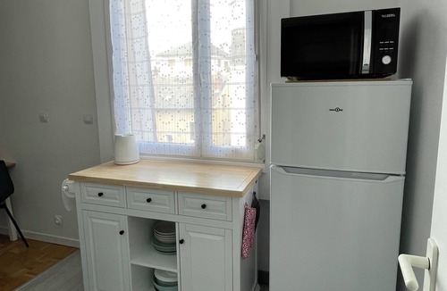 Aix-les-Bains City Center Apartment | Studio 30 m2 + Private Parking - Aix Centre - Tourists/Curists