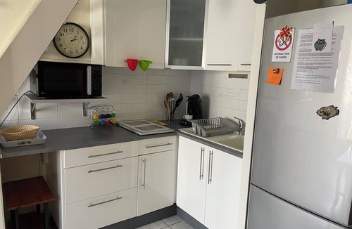 Les Cabanes de Fleury Apartment | Studio 300m from the sea, fully equipped