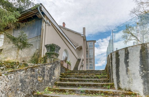 Arvillard Apartment | Studio '305' with shared pool, shared terrace, and Wi-Fi