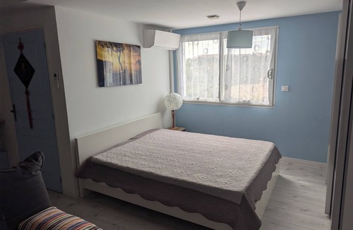 Saint Pierre de Feric Bed & Breakfast | Studio 35m² Nice hillside in a Zen atmosphere