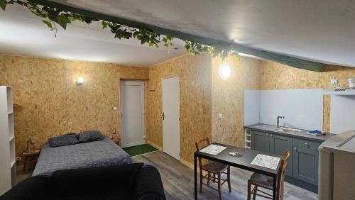 Fains-Veel Apartment | studio 4