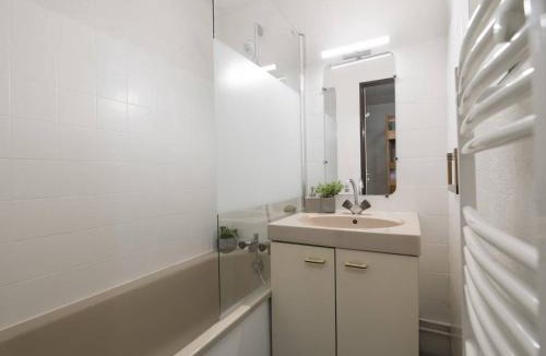 Saint-Lary-Soulan Apartment | Studio 4 pers. proche centre, téléphérique, navette & parking privé - FR-1-296-240