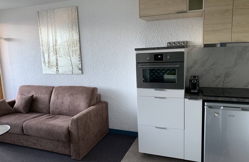 Eclose-Est Apartment | Studio 4 Personnes + Parking Couvert