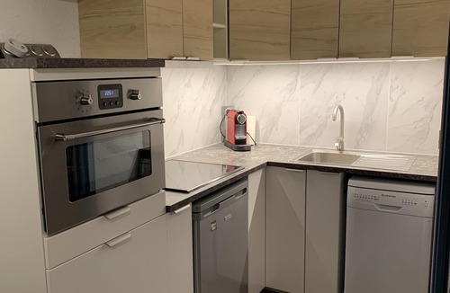 Eclose-Est Apartment | Studio 4 Personnes + Parking Couvert