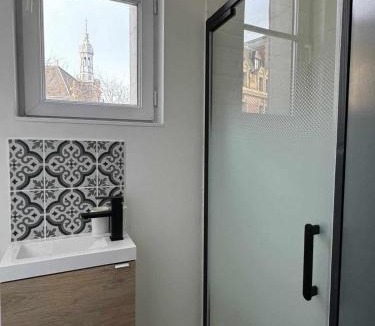 Valenciennes Apartment | Studio 4, Place de la Gare