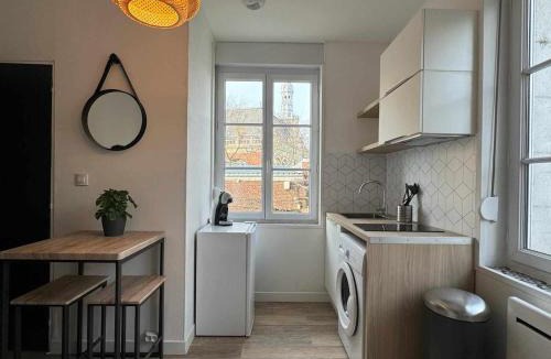 Valenciennes Apartment | Studio 4, Place de la Gare