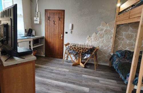Ax-les-Thermes Apartment | Studio 4 places - Centre-ville