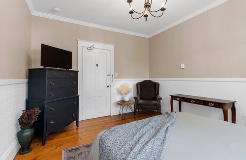 Moncton Apartment | Studio 5~ Cozy BDRM w/Private Bath