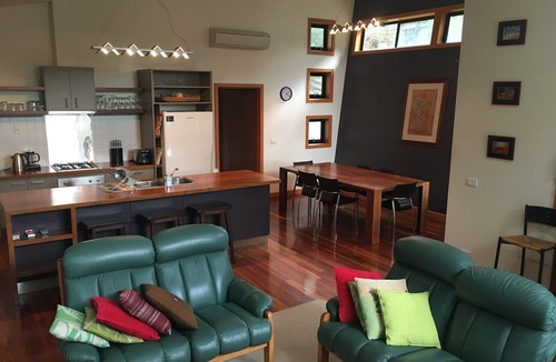 Sandy Point House | STUDIO 51 in Sunshine Rise