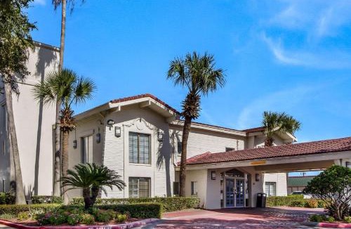 Baytown Hotel | Studio 6 Baytown, Tx - Garth Road