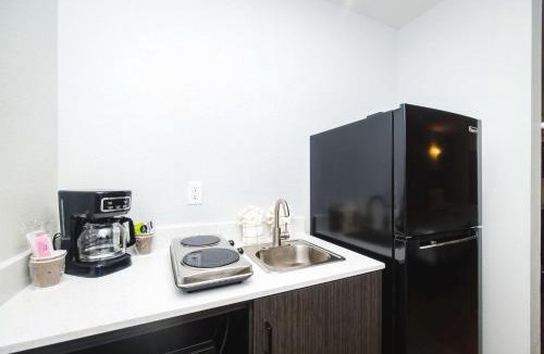 Channelview Hotel | Studio 6 Channelview TX Baytown West
