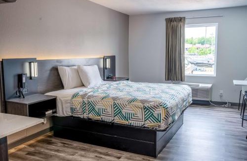 Claremore Hotel | Studio 6 Claremore OK